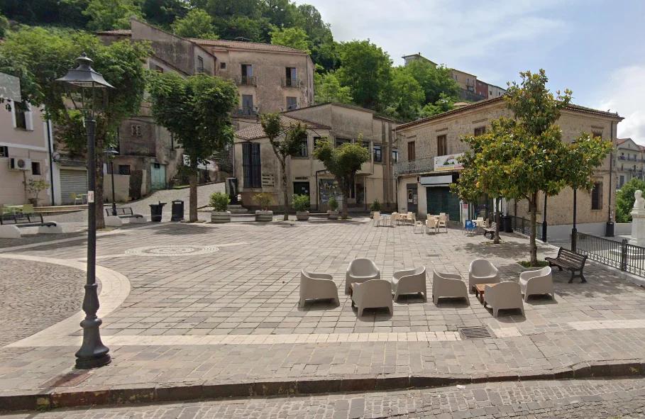 Resti umani riaffiorano durante scavi Enel a Montesano sulla Marcellana