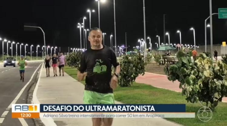 Ultramaratonista de Arapiraca corre 50 km para comemorar os 50 anos de vida; há um ano, foram 49 km