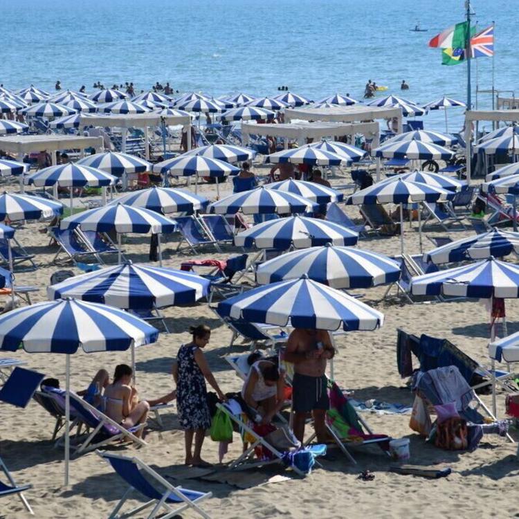 Meteo, il caldo non cede nel weekend: ecco quando arriva il fresco