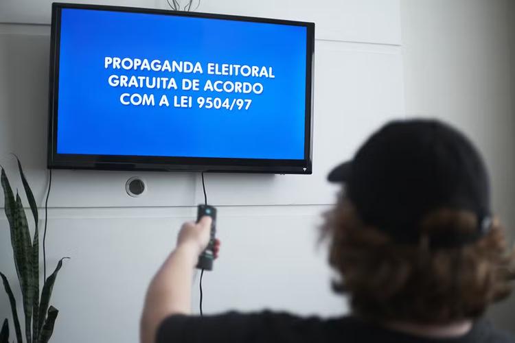 TRE-SE divulga tempo de TV e rádio dos candidatos a governador; veja o tempo de cada um