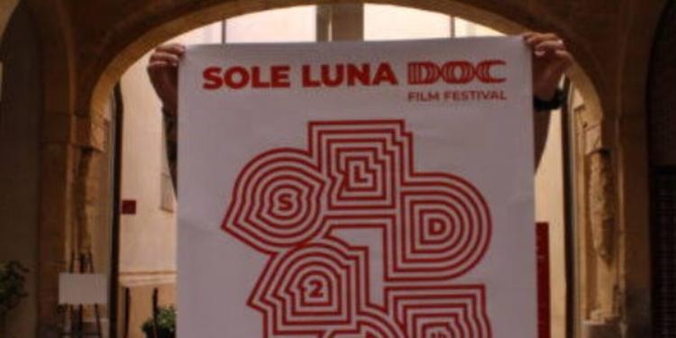 Sicilia, pioggia di fondi regionali sui festival del cinema: 735mila euro per 27 kermesse. Ecco chi sono i finanziati e gli esclusi