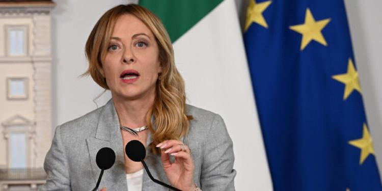 Meloni al Parlamento in vista del Consiglio UE: l'Europa ha bisogno del "coraggio della verità". I burocrati non ostacolino la politica
