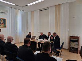 Chiese campane. Vescovi: “Servire la vita, scegliere la giustizia, promuovere il bene comune per costruire insieme il futuro”
