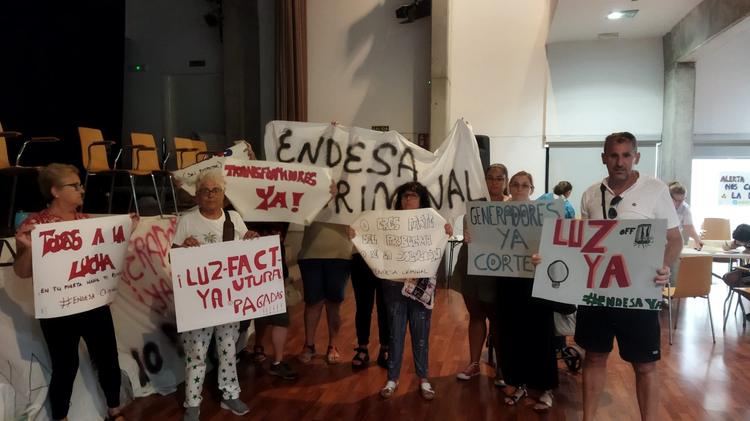 La portavoz municipal de Podemos Sevilla exige al alcalde que convoque a Endesa con urgencia por la situación de cortes de energía
