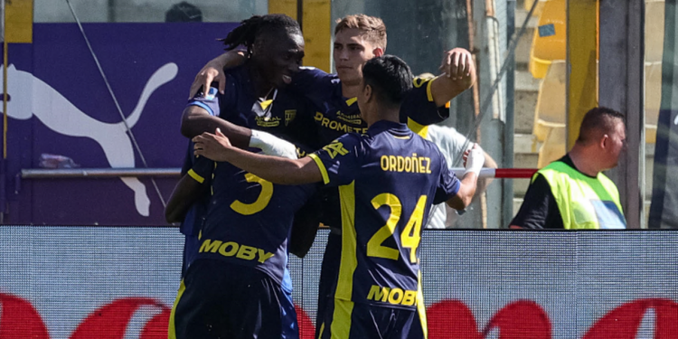 Il Parma blinda la salvezza con il talismano Elphege: il secondo gol del francese fa sprofondare il Pisa