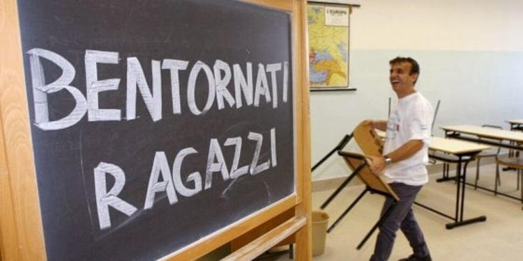 Scuola, il calendario del nuovo anno: in Calabria al via le lezioni il 15 settembre