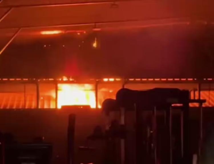 VÍDEO: Incêndio atinge academia e mobiliza bombeiros em Paraíba do Sul