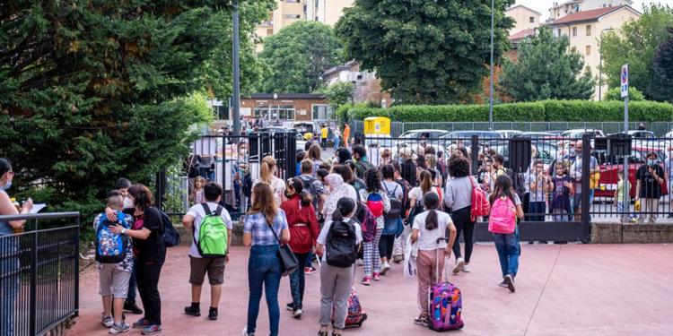 Riparte la scuola. Oggi prima campanella a Bolzano, il 15 tocca a Calabria e Sicilia