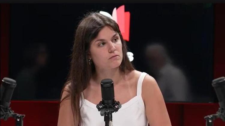 Elvira Sastre, en el videopódcast del suplemento 'ABRIL': "La palabra y la imagen son dos herramientas muy poderosas"