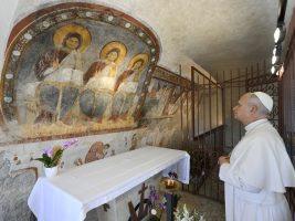 I santi di oggi: testimoni di speranza nella vita quotidiana