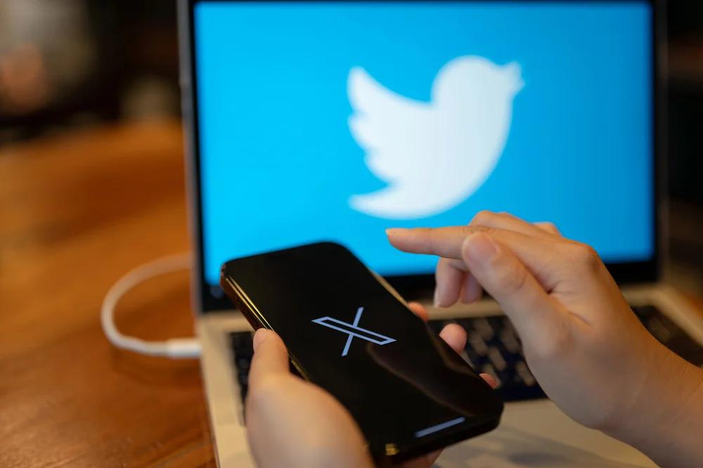 Buongiorno da InfoCilento: servizi, contatti programmi tv sul Canale 79. 15 luglio: nasce Twitter