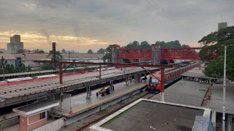 Estações do Alto Tietê passam a aceitar Pix na compra de bilhetes de trem