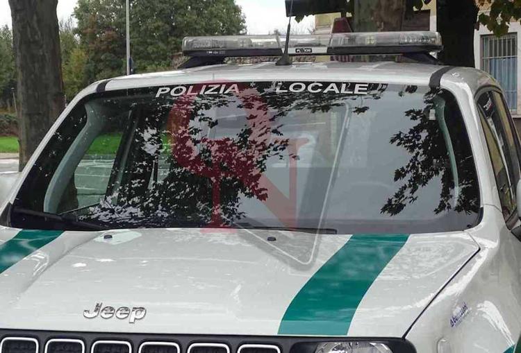 leini rifiuti abbandonati