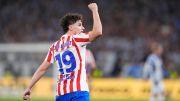 Julián Álvarez anotó el gol para el triunfo de Atlético de Madrid ante Deportivo La Coruña y le pidió disculpas a los hinchas por la novela con Barcelona