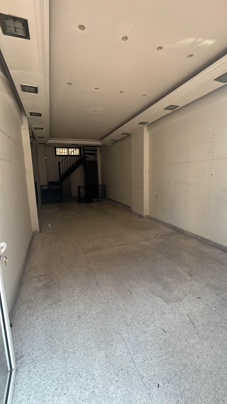 For Rent: Shop in Dekweneh