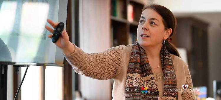 “Pensar y crear”: taller de escritura que impulsó la creatividad literaria