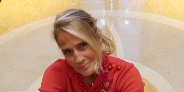 Heather Parisi madrina del Siracusa Pride, è polemica: il Comitato difende la scelta