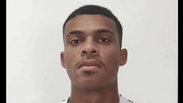 Jogador de 20 anos sofre parada cardíaca durante treino e vai para UTI