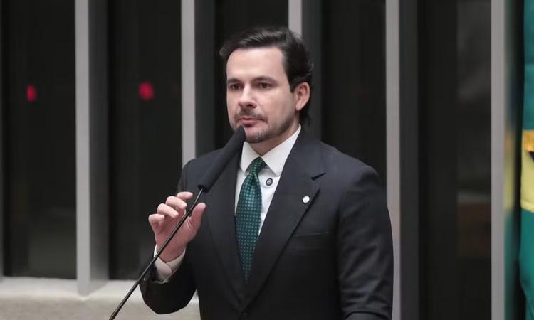 Qual é o número de Capitão Alberto Neto (PL) para o Senado no Amazonas?