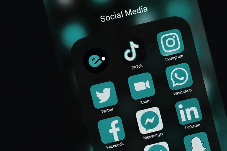 Redes sociales en las empresas: 7 consejos clave para dinamizarlas