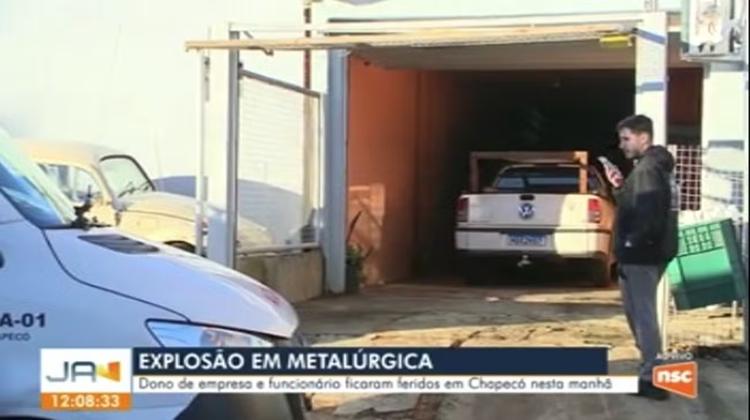 Homens sofrem queimaduras após explosão em metalúrgica de SC; vítima é entubada no local