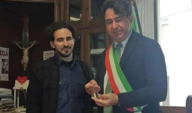 San Giovanni a Piro accoglie H.M. Al-Draimli: lo studente palestinese proveniente da Gaza accolto dall’intera comunità