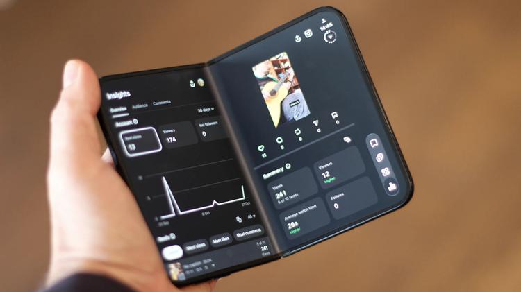 Apple iPhone Duo apps