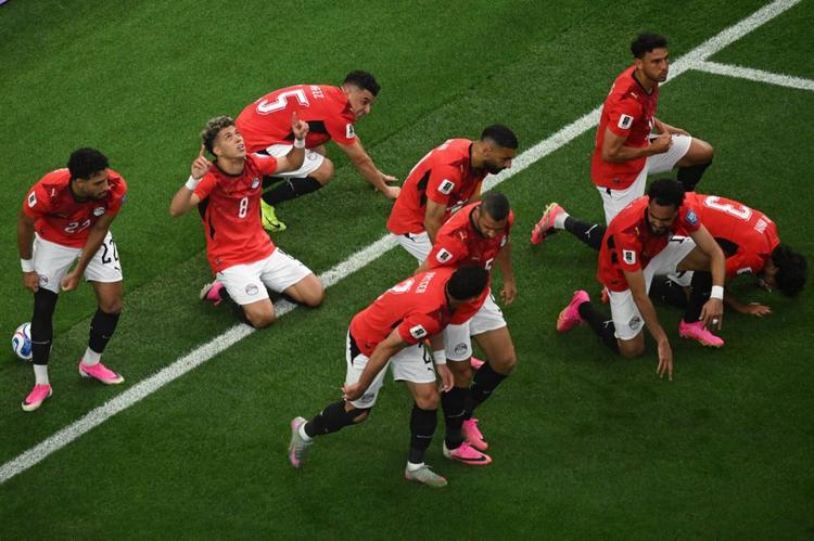 L’Egitto supera l’Australia ai rigori e vola agli ottavi. Salah fa il "cucchiaio"