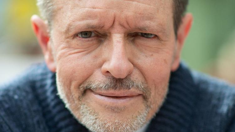 Bernard Minier : sa mise au point sur son nouveau roman "Ruptures" et Elon Musk... "Je ne tiens pas à avoir ses avocats sur le dos"