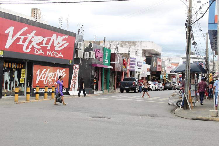 Abre e fecha: veja o que funciona em Petrolina no feriado do Dia de Finados