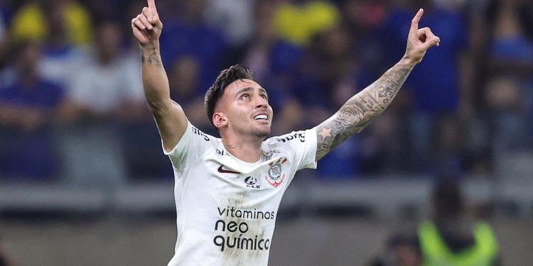 Santos negocia a contratação de Gustavo Mosquito, do Corinthians