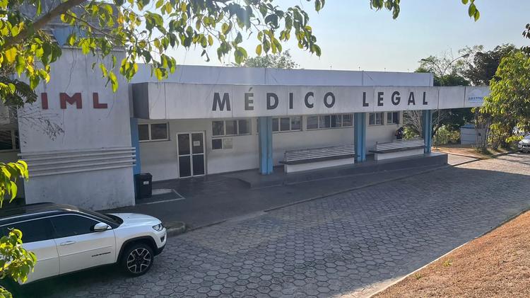 Vendedor de lanches morre atropelado em frente a escola no Centro de Manaus