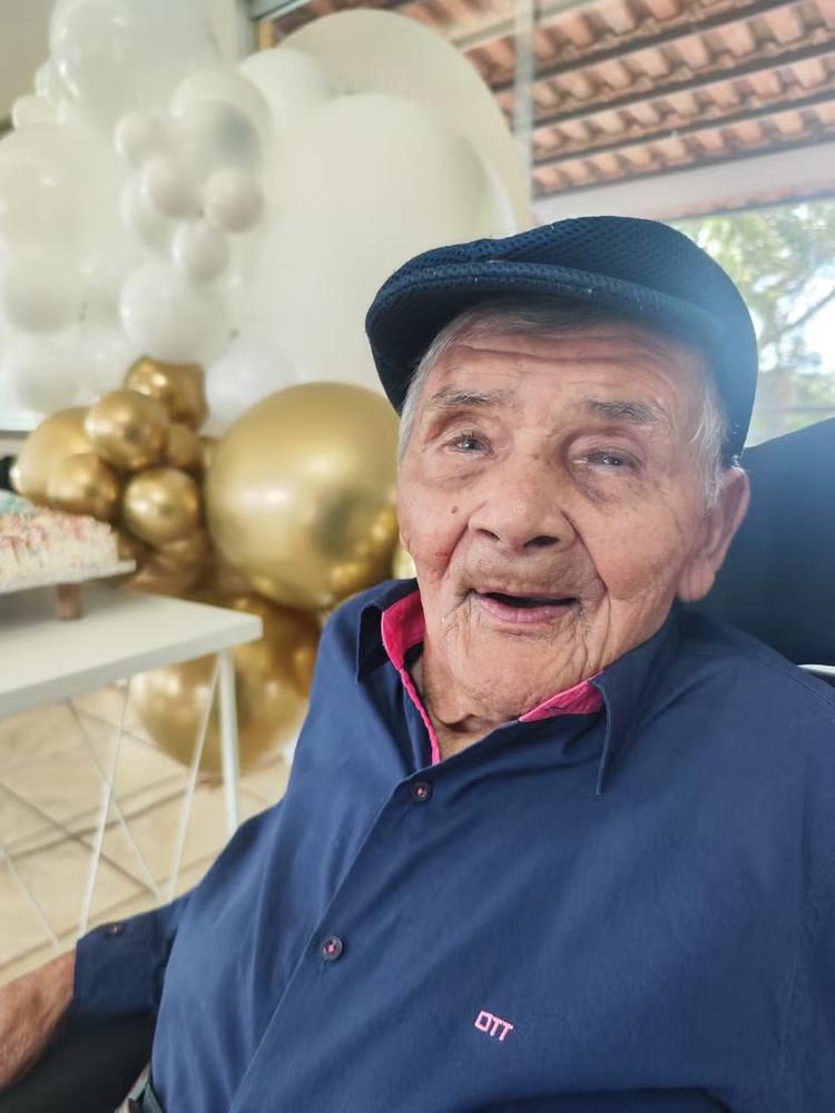 Idoso centenário que levava a vida com fé e simplicidade morre em asilo aos 119 anos em MG