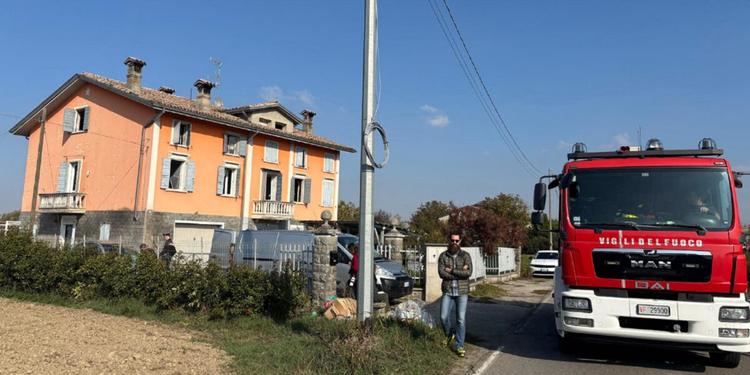 Intossicazione da monossido nel Parmense, morti un uomo e una donna: gravissima una neonata