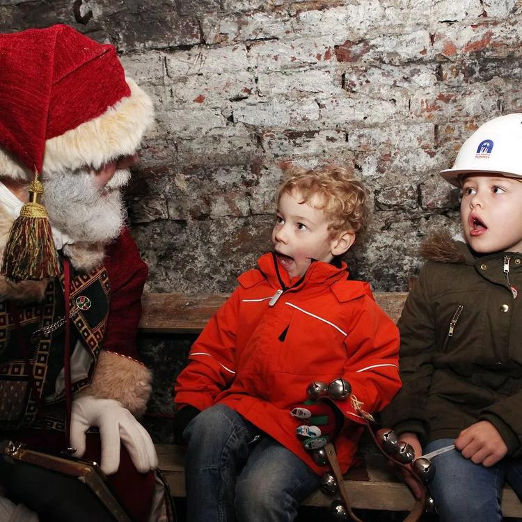 Children with Santa in Victoria Tunnel