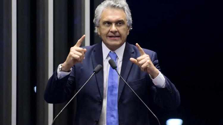 Caiado deixa cargo em Goiás com ao menos 10 parentes no governo