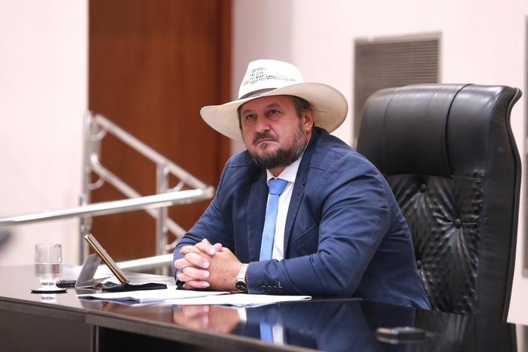 Justiça condena deputado Gilberto Cattani por falas homofóbicas contra associação LGBTQIA+ em MT