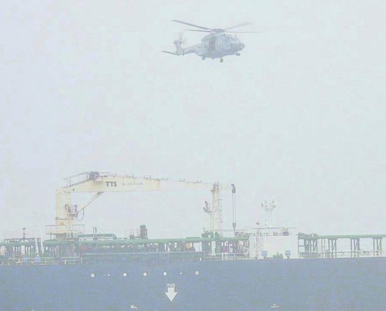 Parigi lancia la guerra dei mari contro Mosca. Sequestrata un'altra petroliera "fantasma"