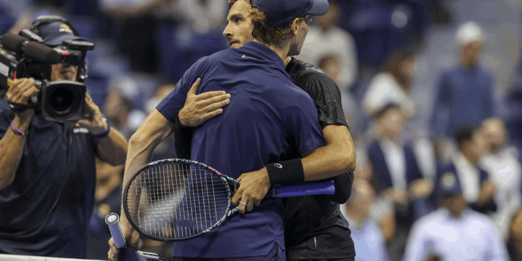 Cobolli insieme a Sinner e Musetti: è (nuovo) record storico per l’Italia con tre azzurri tra i primi dodici