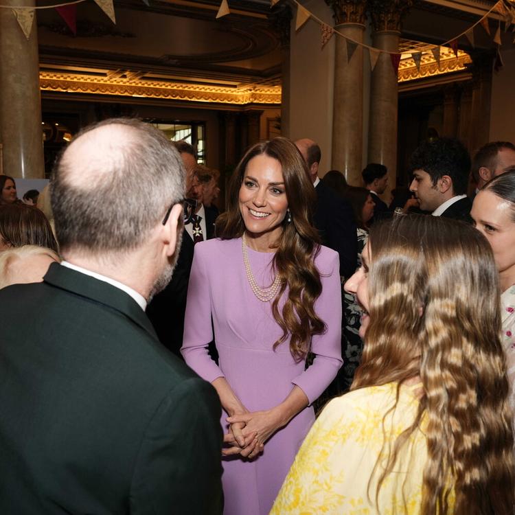Kate Middleton a Reggio Emilia e l'omaggio a Max Mara