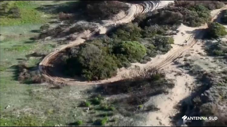 Marina di Lizzano, motocross tra le dune: pista abusiva e fauna a rischio