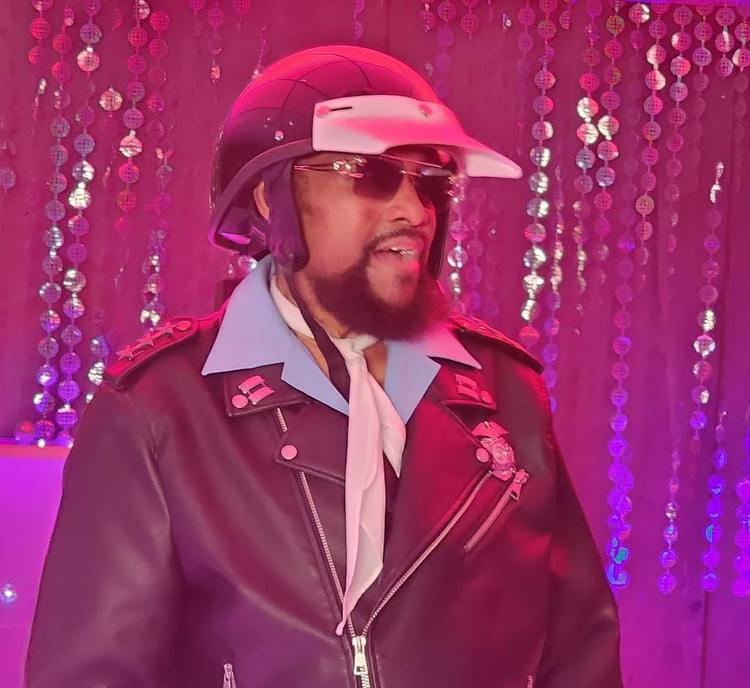 Coautor de 'YMCA' e policial de Village People, cantor Victor Willis morre aos 74