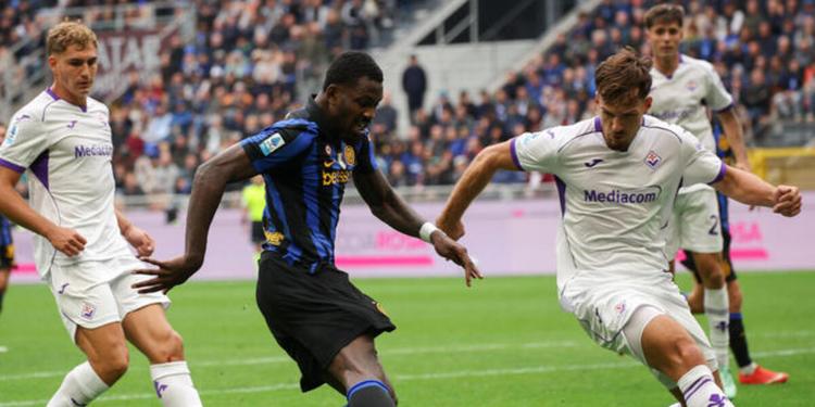Inter, vittoria col batticuore. Sotto fino al 90', rimonta e supera la Fiorentina 2-1