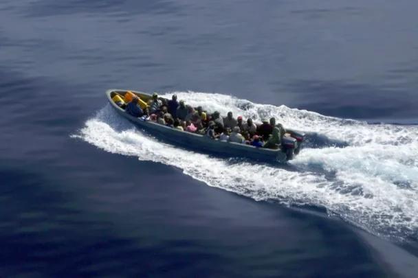 المغرب نقطة الانطلاق الأبرز.. جزر الكناري تستقبل 4,162 مهاجراً خلال شهرين