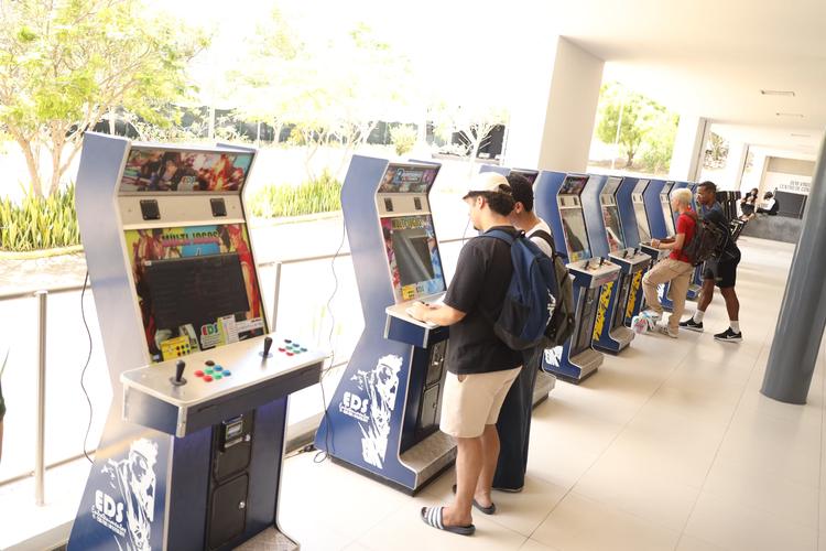 ABNOGG 2026 reúne milhares de fãs com games, cosplay e Guilherme Briggs em Caruaru