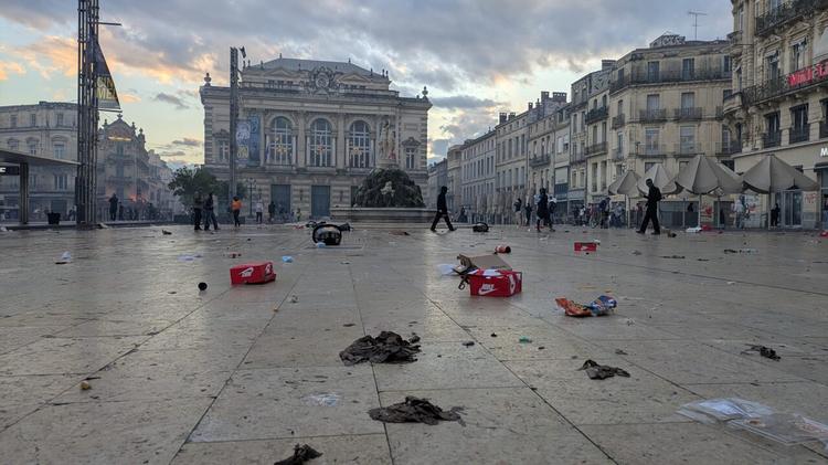 Le magasin Foot Locker, place de la Comédie, a été pillé malgré les protections installées la veille.