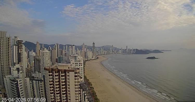 Sol entre nuvens e chuva: confira a previsão do tempo para o final de semana em Balneário Camboriú