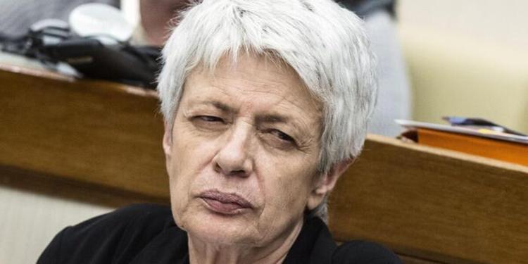 È morta Barbara Spinelli, aveva 80 anni: dal giornalismo al Parlamento europeo, una vita per l’Europa
