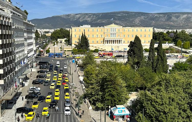 Voters Abroad Must Re-Register for Greece’s Next Election