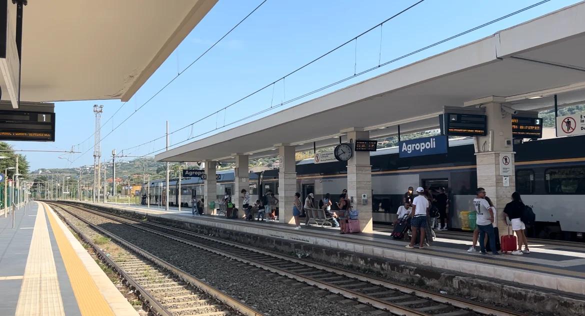 Treni, guasto ad Agropoli: caos e ritardi fino a 60 minuti sulla linea Tirrenica